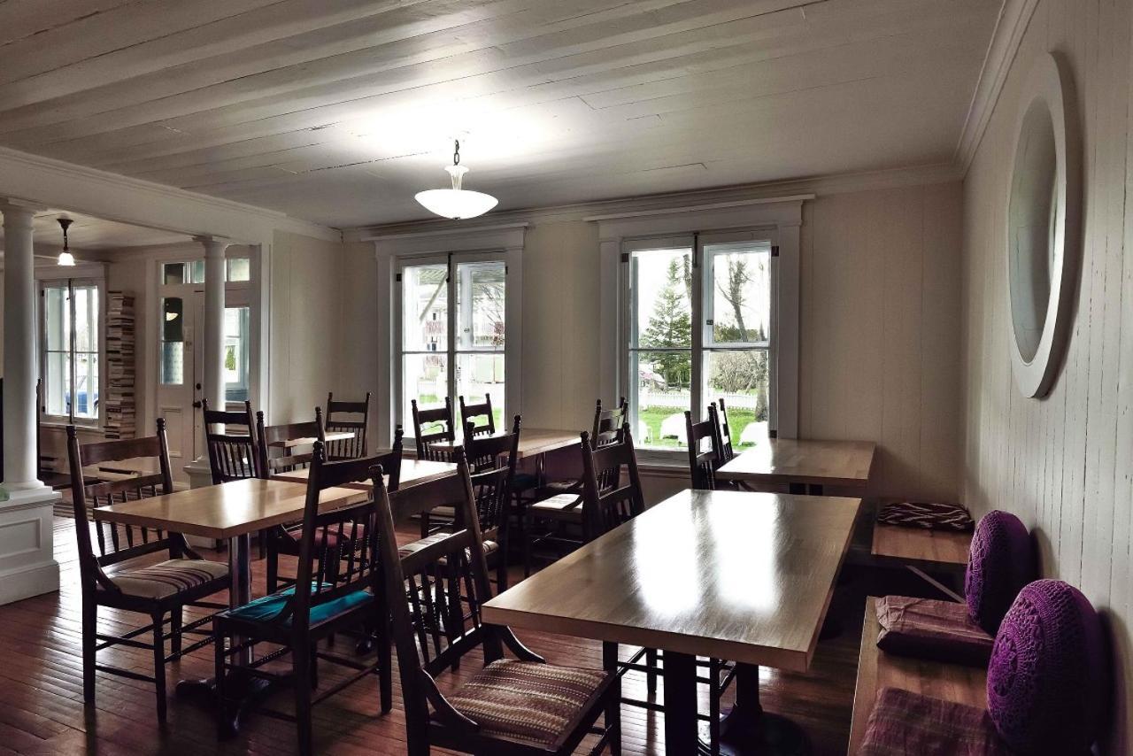 Auberge Le 112 Saint Andre De Kamouraska ภายนอก รูปภาพ