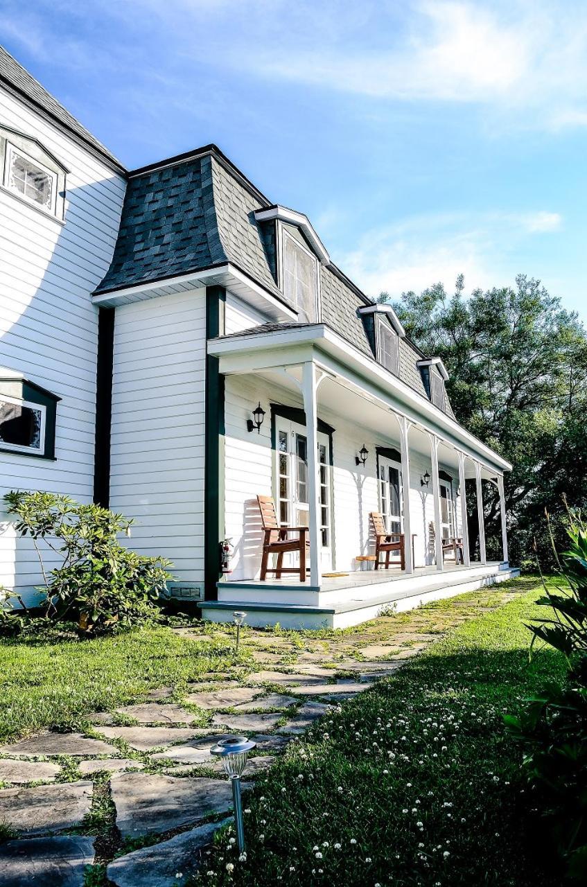 Auberge Le 112 Saint Andre De Kamouraska ภายนอก รูปภาพ